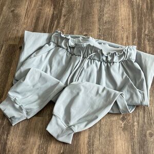 Lululemon joggers